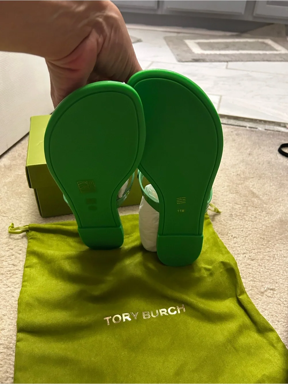 NWT TORY BURCH MILLER patent leather sandals in GORGEOUS green.